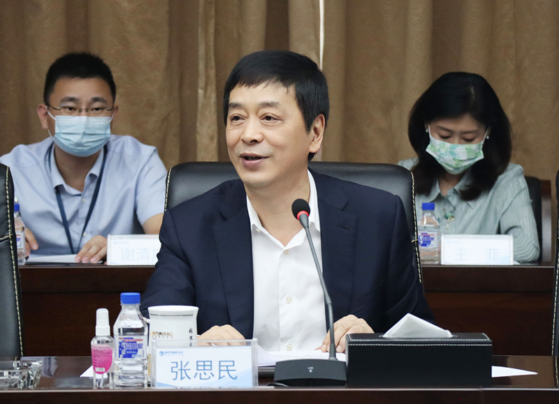 深圳韦德亚洲集团股份有限公司董事长、深圳市慈善事业联合会会长_副本.jpg 深圳韦德亚洲集团股份有限公司董事长、深圳市慈善事业联合会会长_副本.jpg